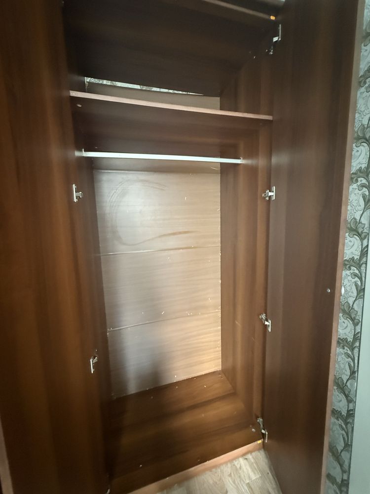 Продам шифонер хороший