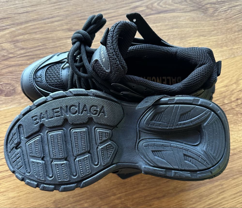 Маратонки Balenciaga в черно,размери от 36 до 40