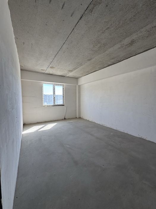 Urganch cityda 3 xonali kvartira sotiladi.