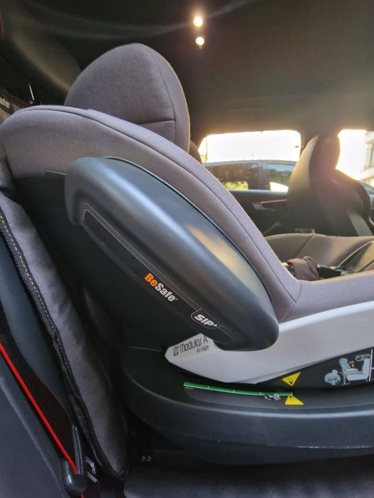 Столче за кола BeSafe iZi Modular A X1 i-Size с включена основа