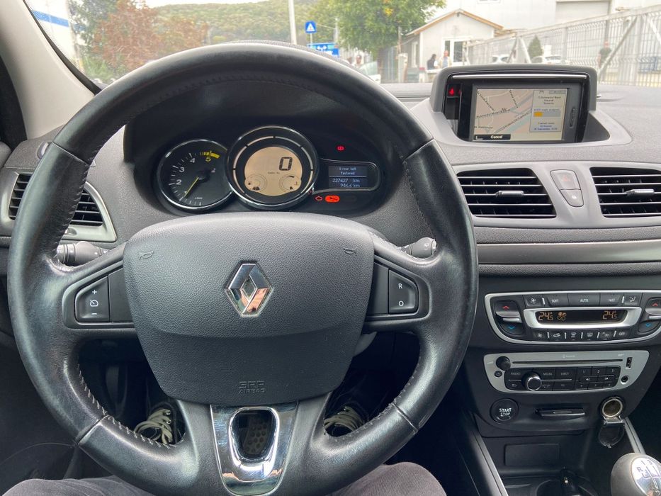 Vând Renault Megane 3 Break 1.5 110 CP