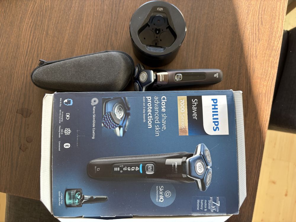 Електрическа самобръсначка Philips 7000 series