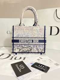 Poseta Christian Dior