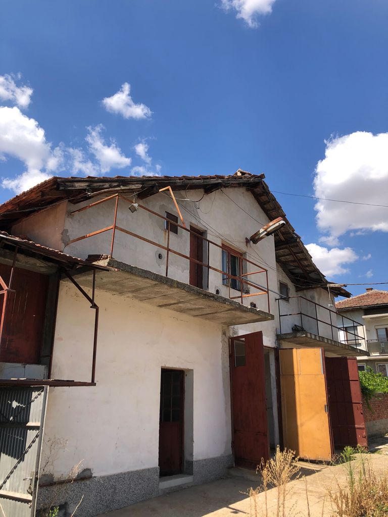 Продава се Промишлена сграда в Павликени - 400 кв.м за 121 €/кв.м - Снимка #12