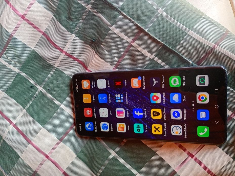 Huawei P30 liber rețea perfect functional