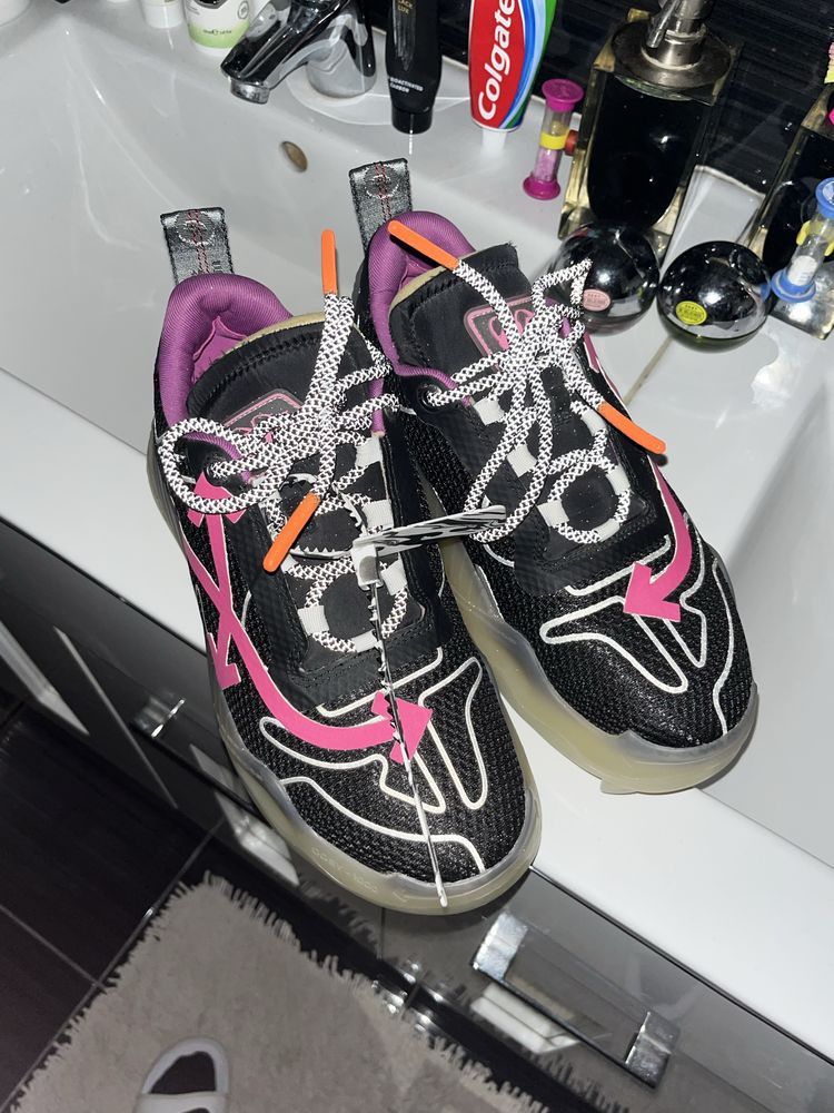 Off-White ODSY-1000