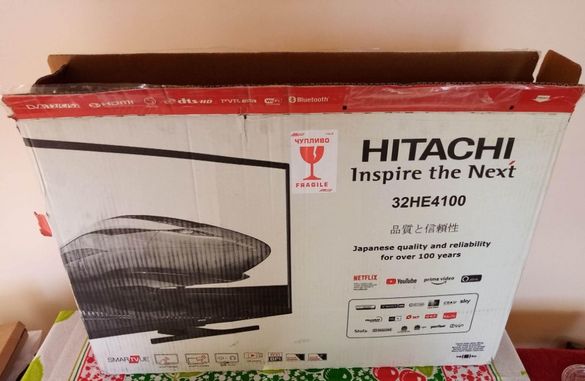 Телевизор Hitachi 32" 32HE4100 - счупена матрица