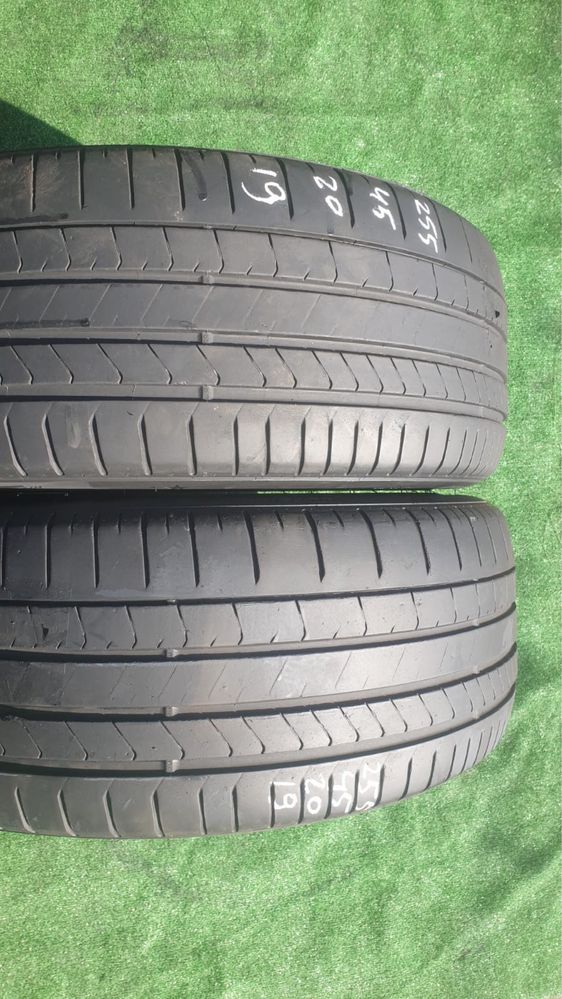 2 Anvelope 255 45 20 Pirelli Vara profil 5.5mm Dot 2019