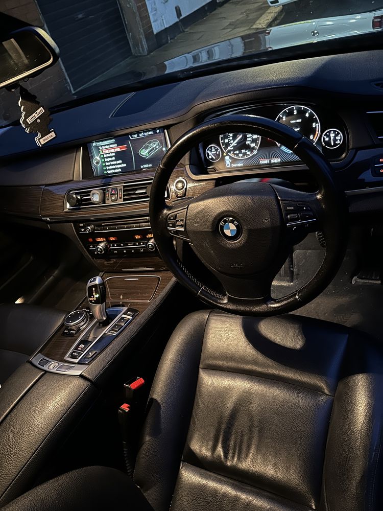 Vand bmw seria 7 LD masina este in stare foarte buna