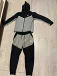 Nike tech fleece