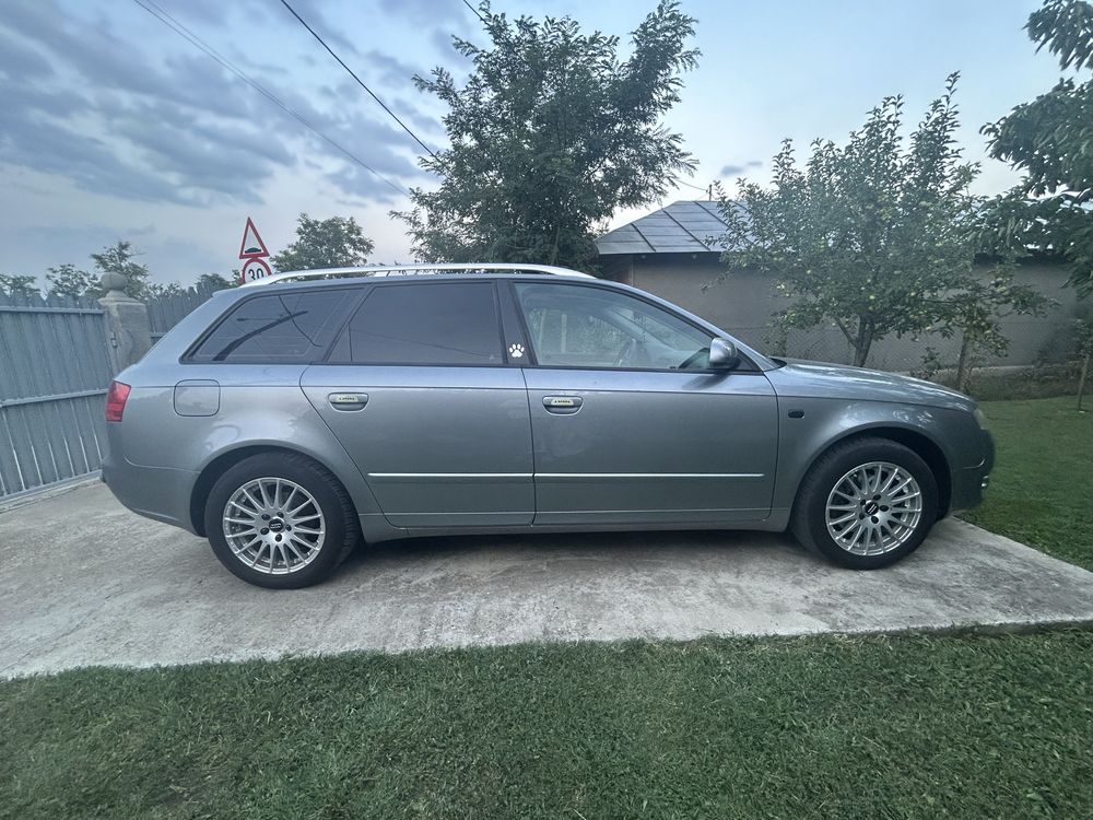 Vând mașină Audi A4