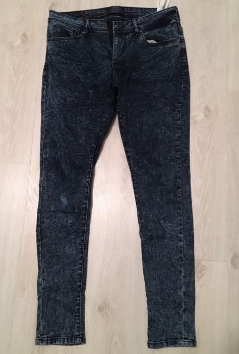 Pantaloni bershka