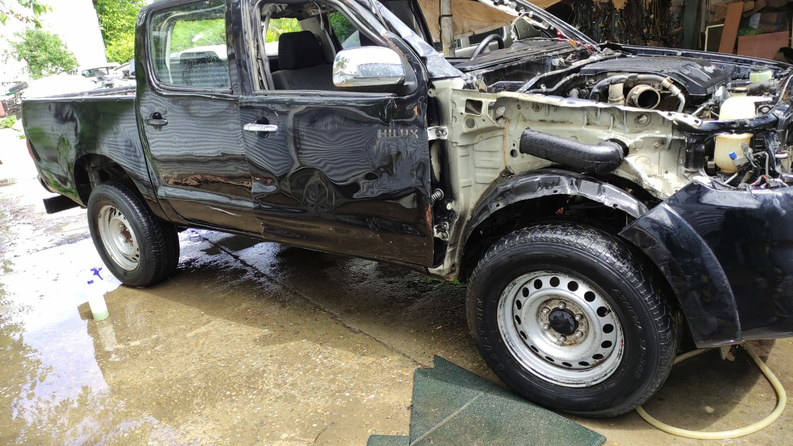 Toyota hilux 2015 avariat