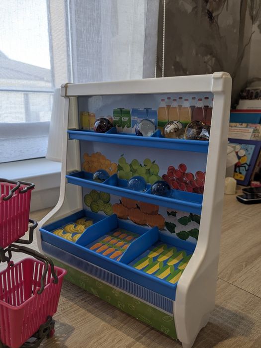 Barbie papusa cu aprozar si cărucior, magazin