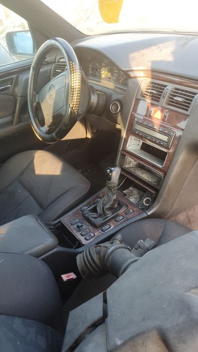 Mercedes E 200 Benzina