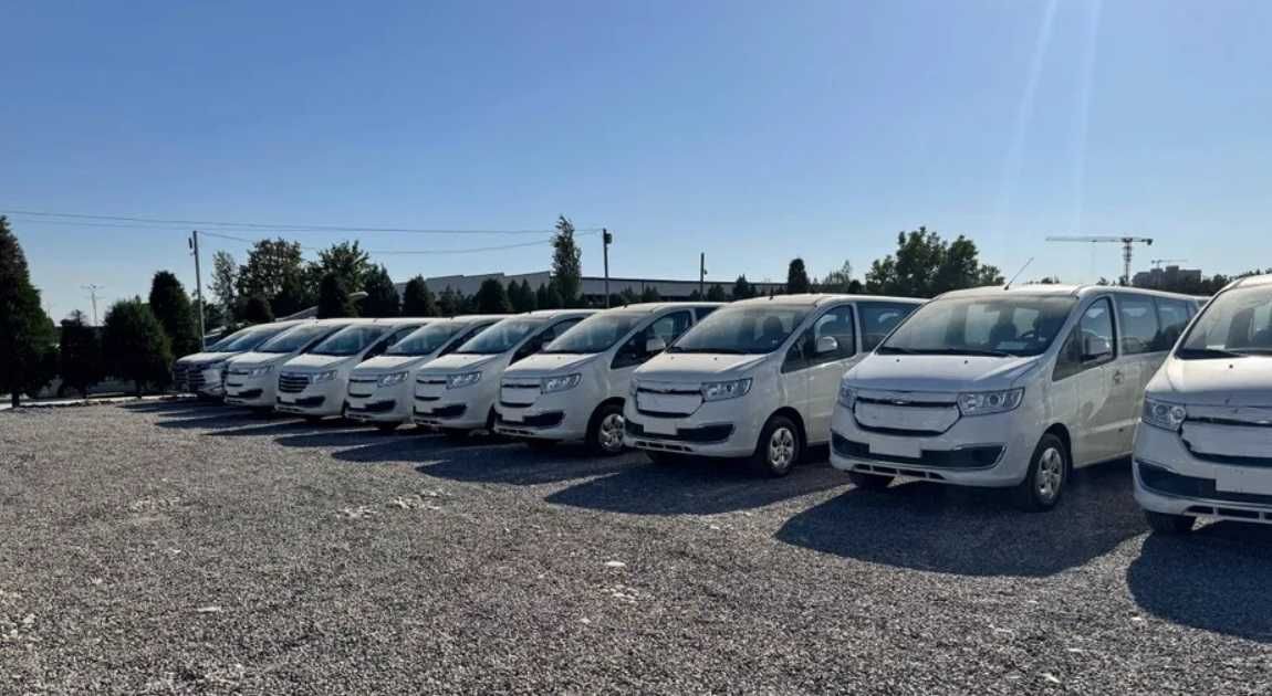 Jac M3 (8+1) odam tashish uchun qulay