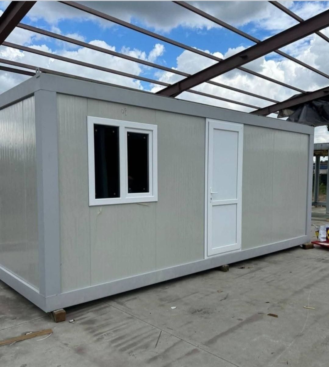 Vand container tip organizare de santier
