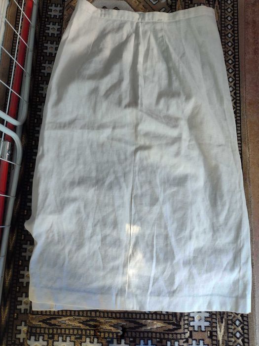 дамски поли л размер по 3лв