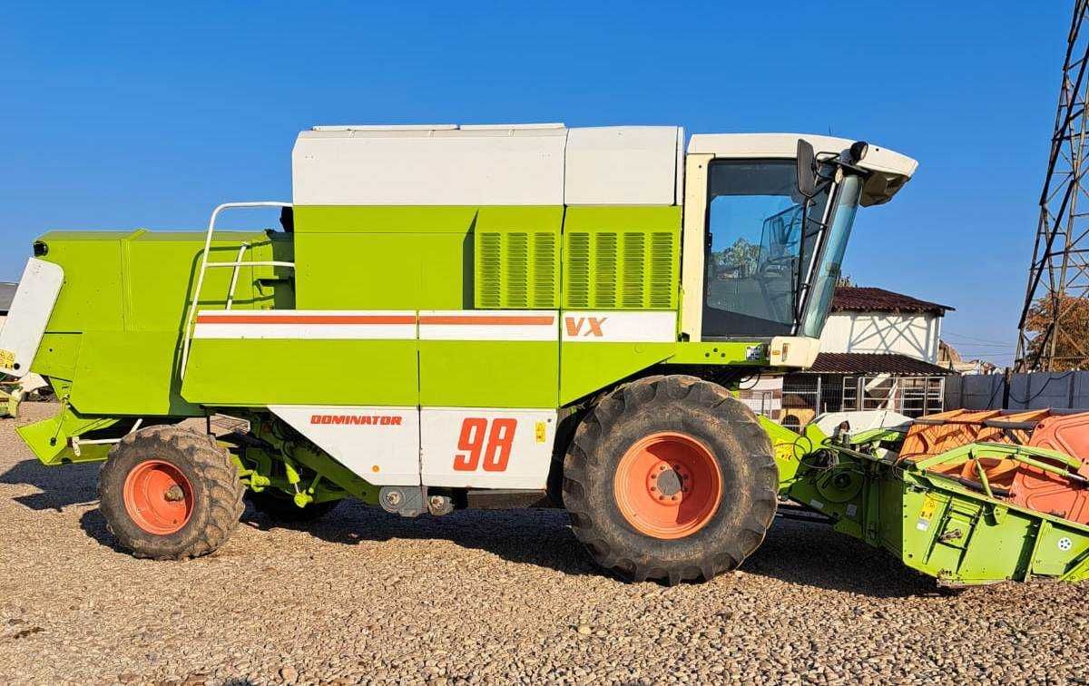 Combina agricola Claas Dominator 98 VX, an 2001, AC. IMPORT