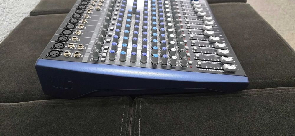 Продавам аналогов хибриден миксер Presonus StudioLive AR16c