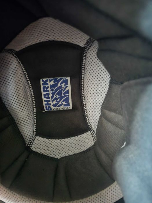 Каска за мотор SHARK