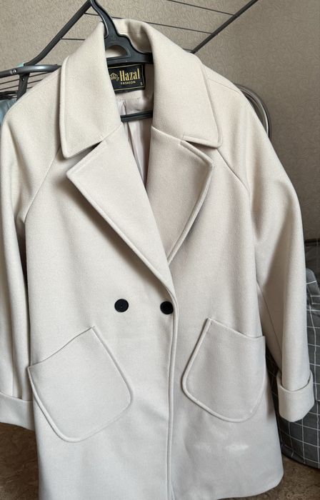 Продам пальто размерS, одевла 1 раз