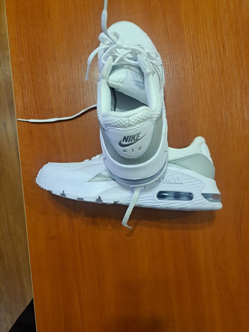 Womens Nike Airmax