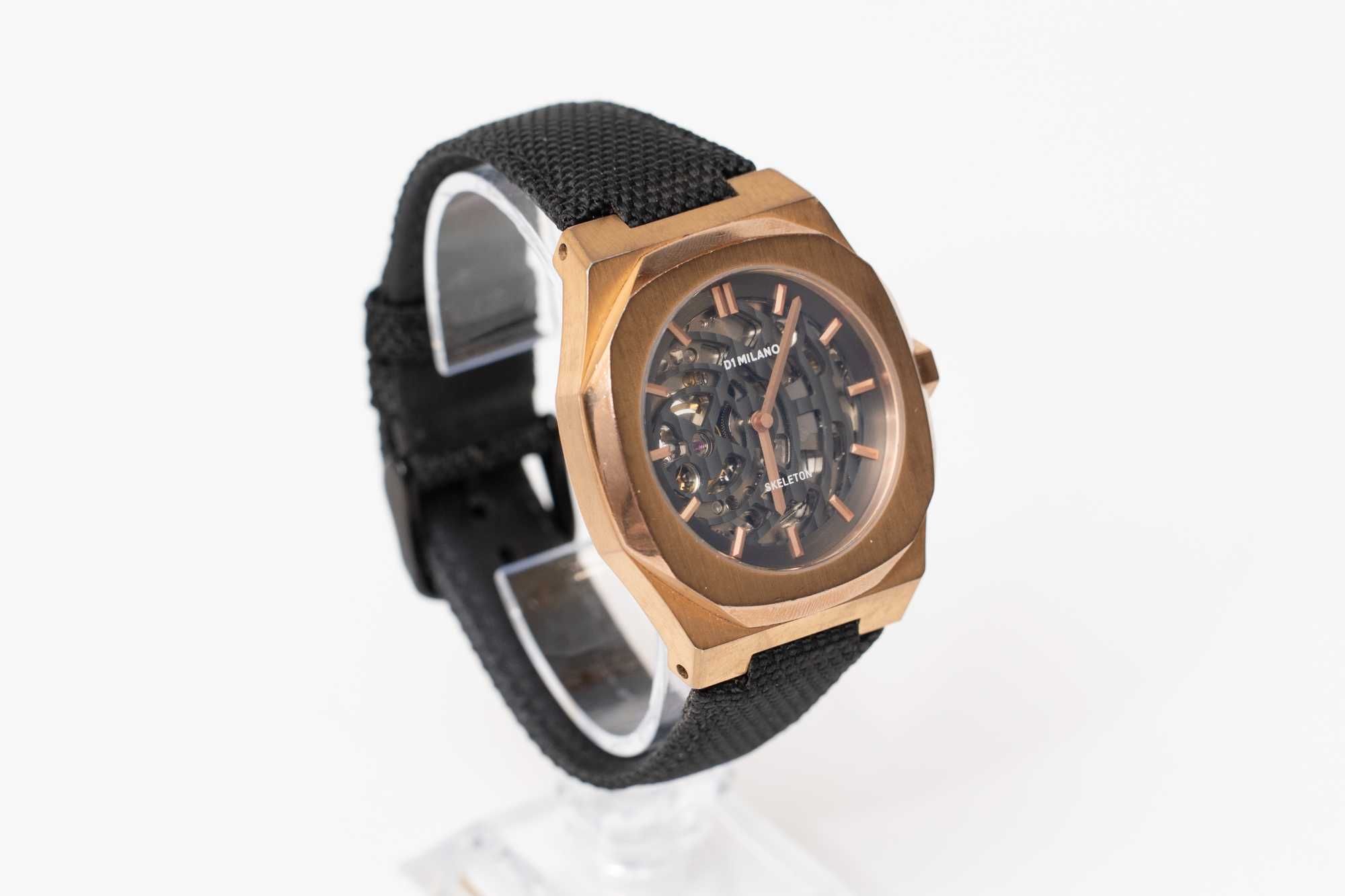 D1 Milano Skeleton Automatic – оригинален, с две каишки