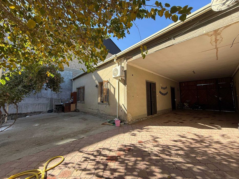 Buxoroda TAYYOR 6 Sotiqli hovli sotiladi