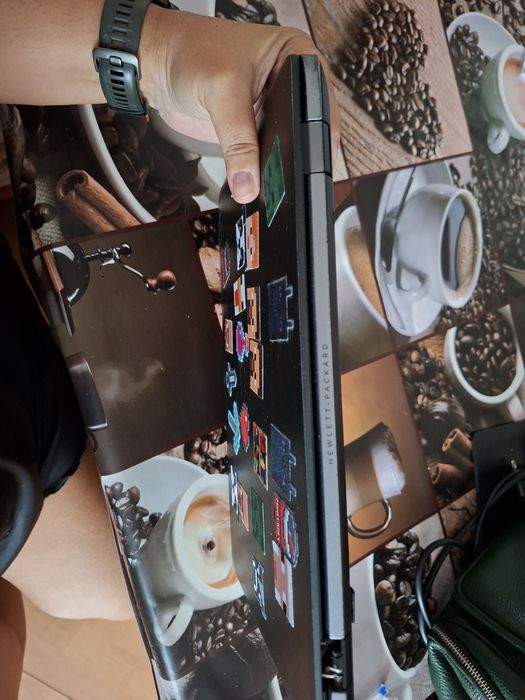 HP EliteBook 725 G2 – бизнес лаптоп в отлично състояние, ползван само