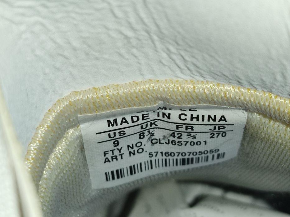 Продаю Новые Оригинальные Бутсы adidas