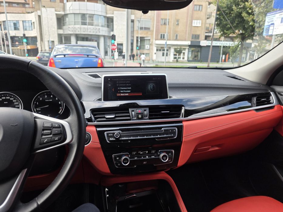 BMW X2 HYBRID 220CP ch Business Design