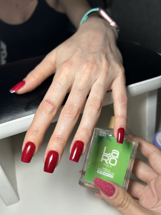 Наращивание ногтей