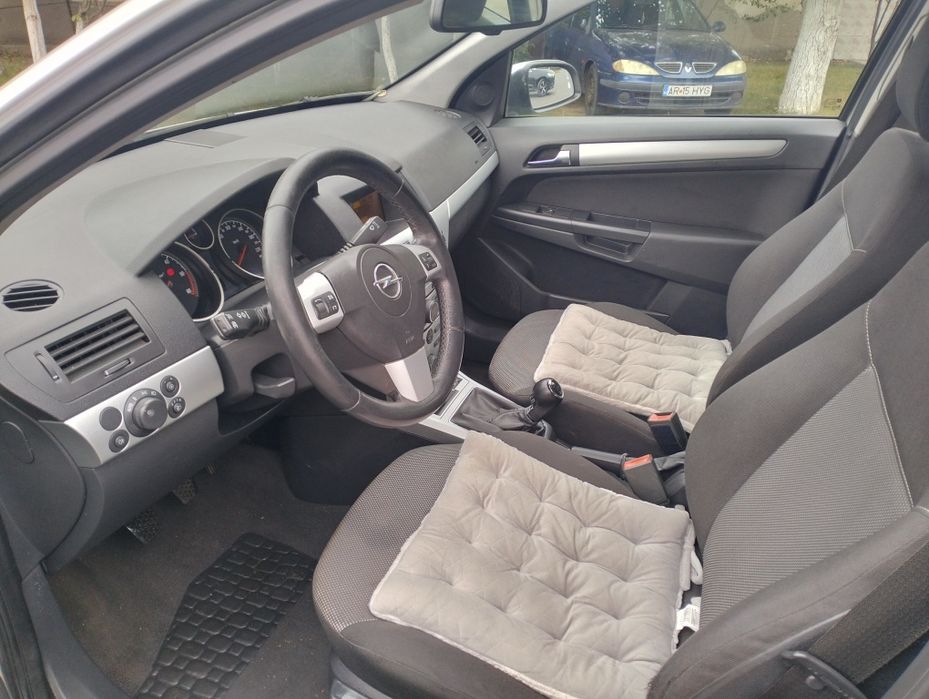 Opel Astra H an 2009 Facelift