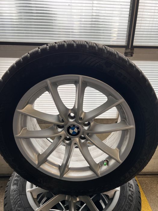 Roti bmw G30 de iarna 225 55 17 Dunlop cu senzori original