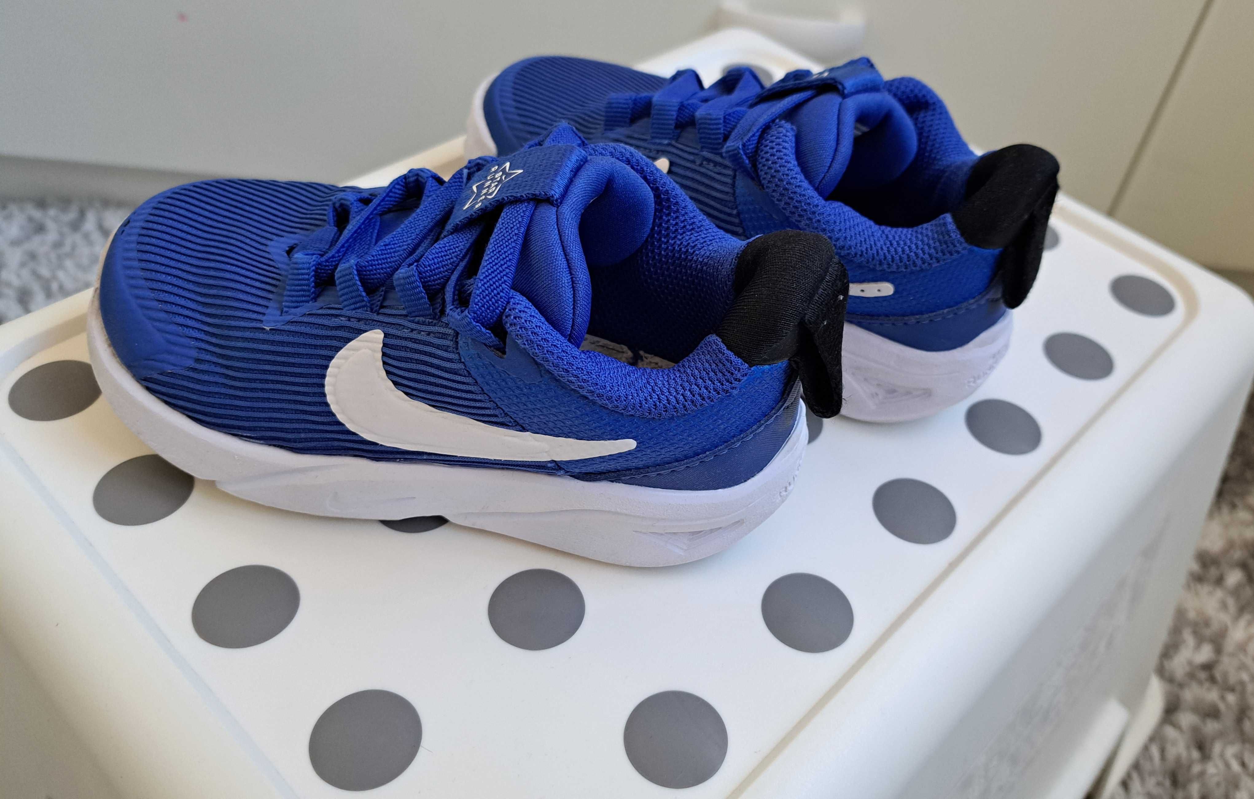 Детски текстилни маратонки Nike 25 размер