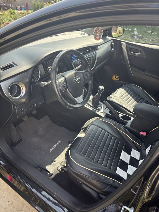 Vand Toyota Auris