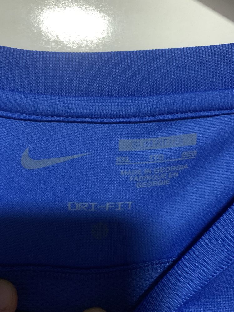 Tricou Nike Dri-Fit size L nou cu eticheta bărbătesc