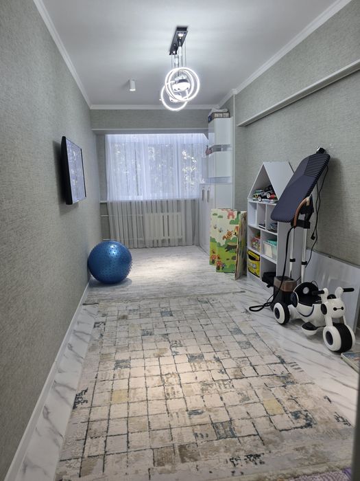 Продаю кв в центре на Ц1 возле ген прокур, 6го роддома и 6ти Посольств