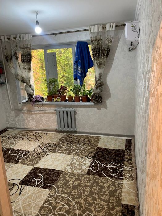 Sirochni sotiladi dom 1x2