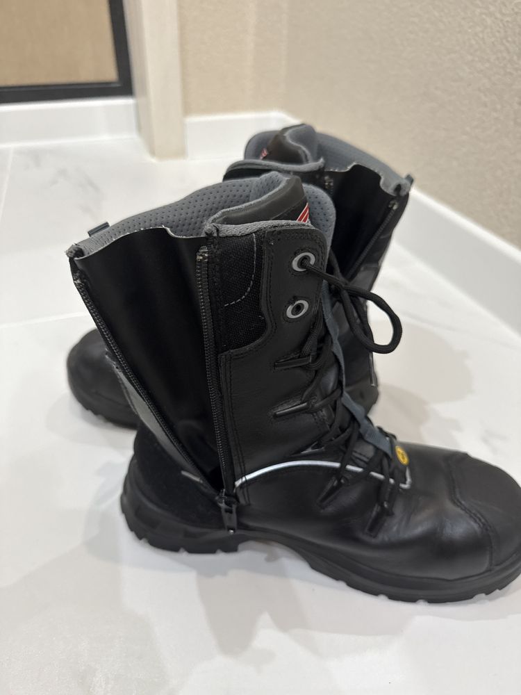 Продам летнюю спецобувь Red Wing размер 40