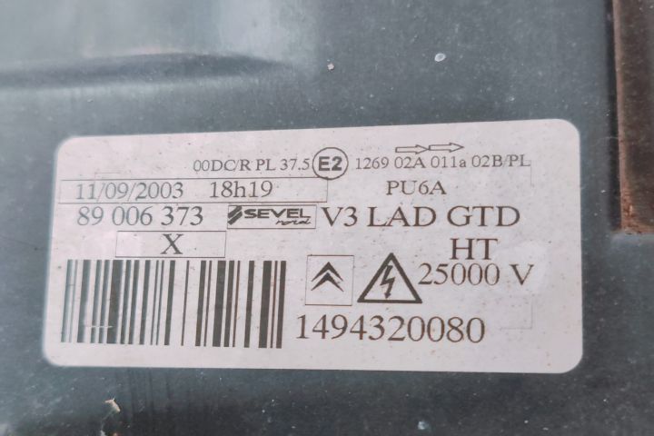 Far xenon stanga 1494320080 Citroen C8 prima generatie