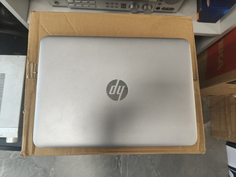 HP EliteBook 820 G3