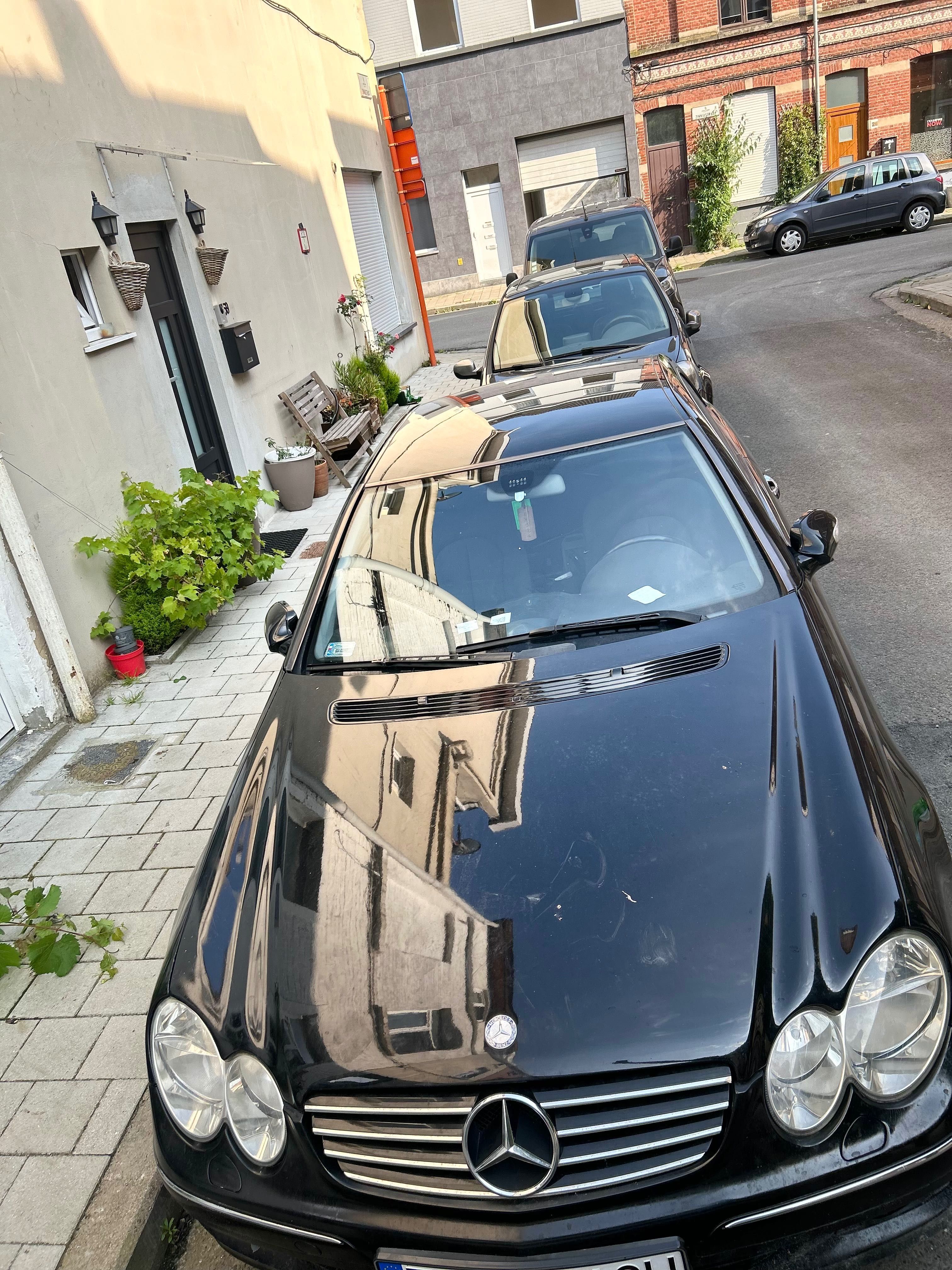 Mercedes clk209 540 бензин 1.8 и 120 киловата 2002г
