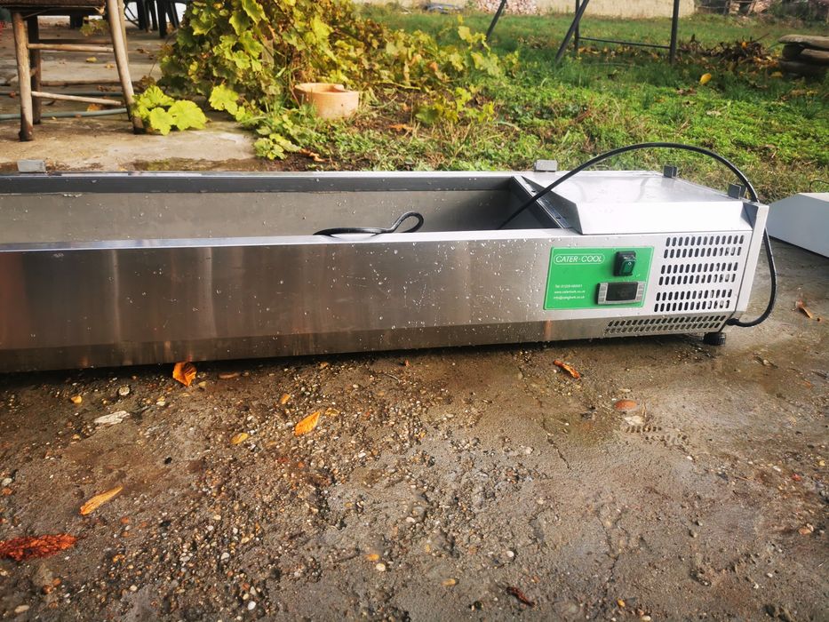 Хладилна витрина