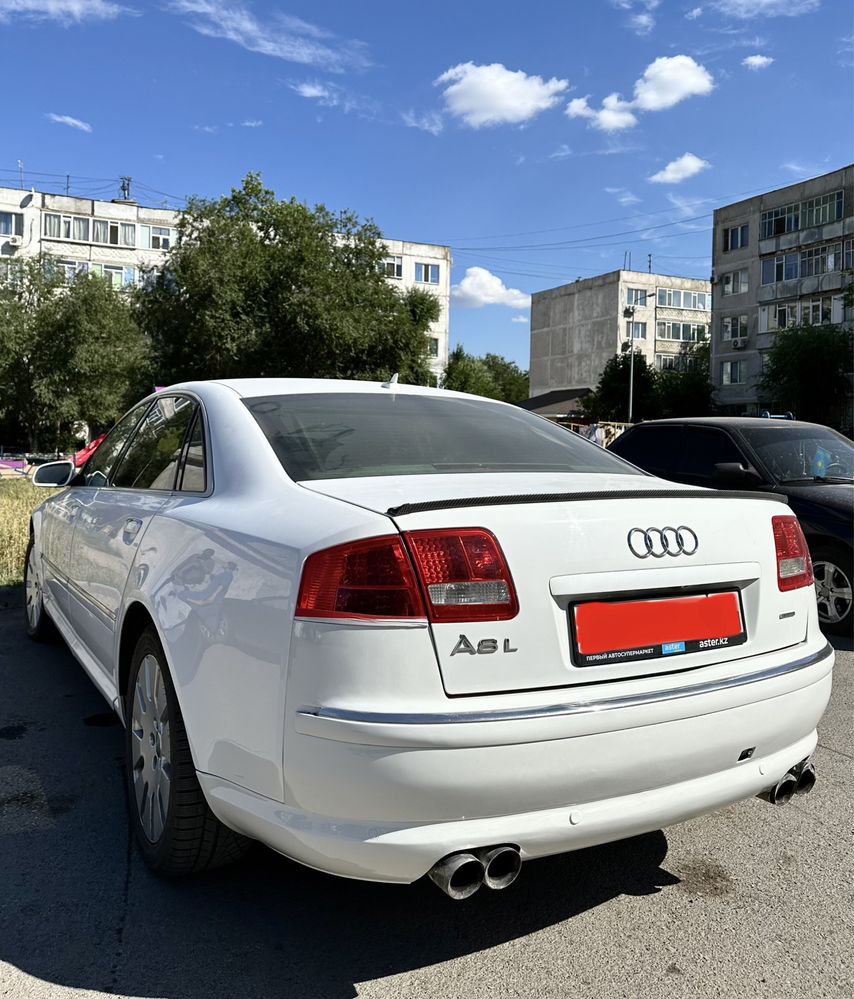 Audi A8 2006 года