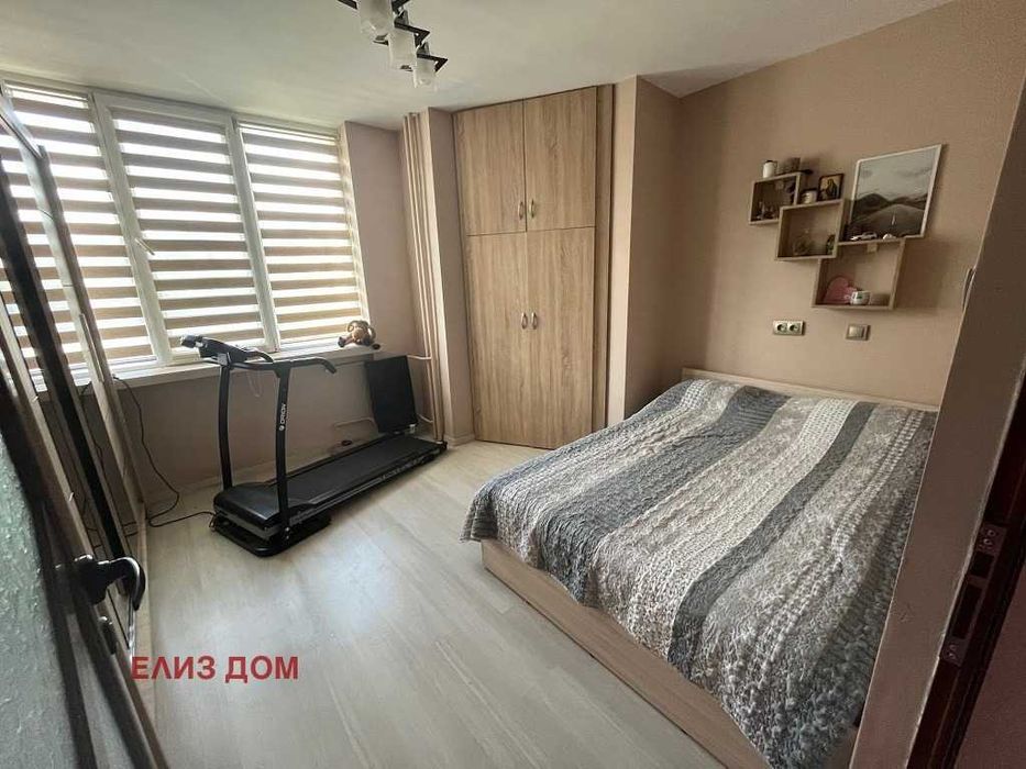 Продава се Тристаен апартамент в Варна, Младост 1 - 72 кв.м за 2581 €/кв.м - Снимка #6