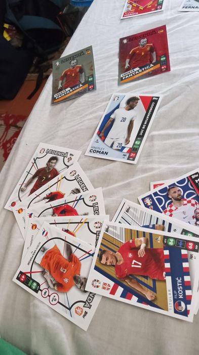 Buna as dori sa vând și eu acești fotbaliști vb in pv