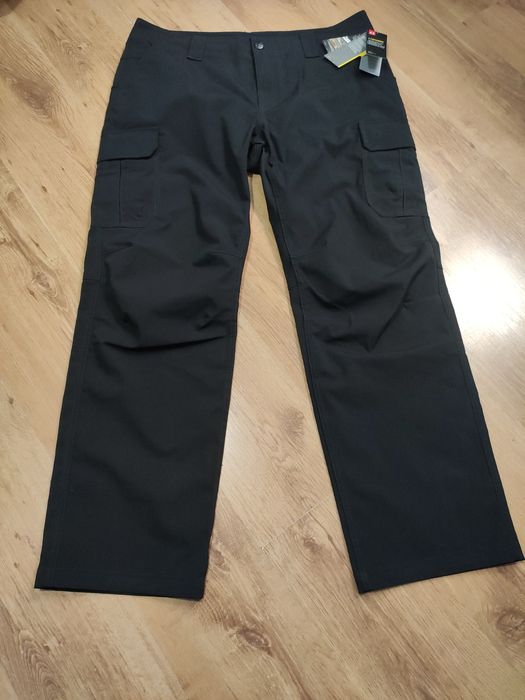 Pantaloni Under Armour Storm Military mărimea 38x32