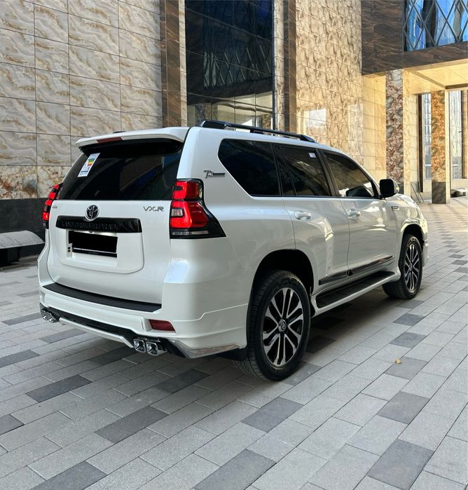Tayota Land Cruiser Prado 150